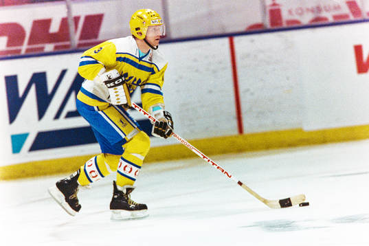 Tomas Jonsson, Sverige