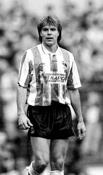 Football, Barclays League Division 1, England 1989-1990,
