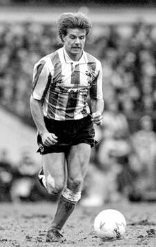 Football, Barclays League Division 1, England 1989-1990,