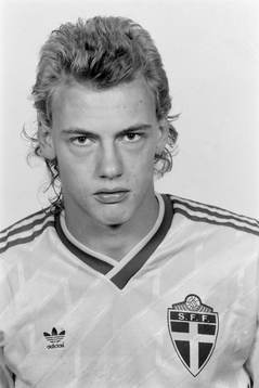 Jonas Olsson, Sverige