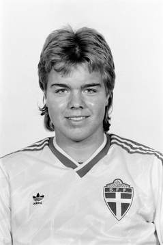 Tomas Brolin, Sverige