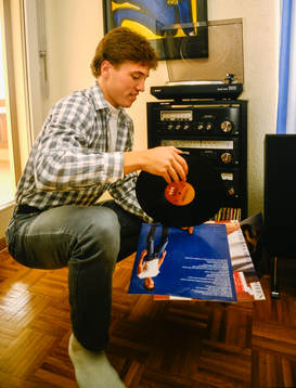 Mats Gren lyssnar på Bruce Springsteens album Born in the