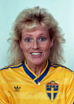 Annette Hansson, Sverige