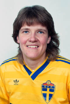 Pia Sundhage, Sverige