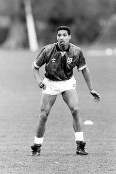 Des Walker