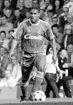 Football, England, Barclays League Division 1, Liverpool -