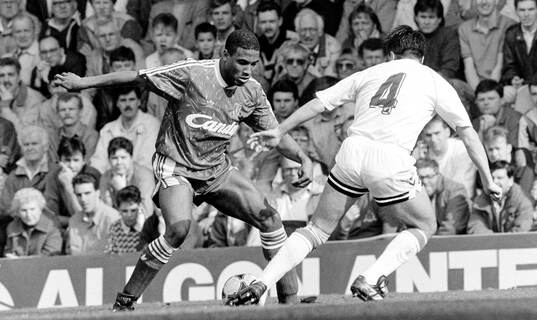 Football, England, Barclays League Division 1, Liverpool -