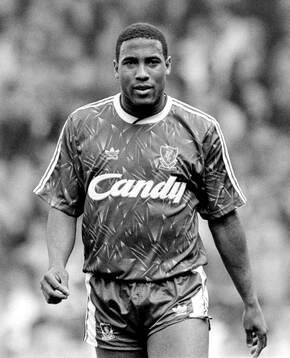 Football, England, Barclays League Division 1, Liverpool -