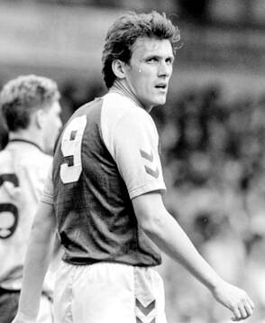 Football, Barclays League Division 1 1989-1990, Aston Villa