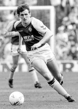 Football, Barclays League Division 1 1989-1990, Aston Villa