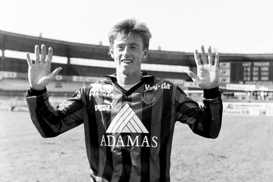 Magnus Gustafsson, Gais. Matchhjälte med sina ter mål.