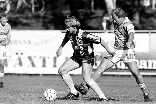 Hans Palmqvist, Häcken med bollen