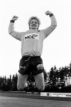 Percy Olsson, Hässleholm tremålsskytt jublar