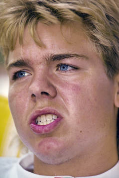 Tomas Brolin slappar