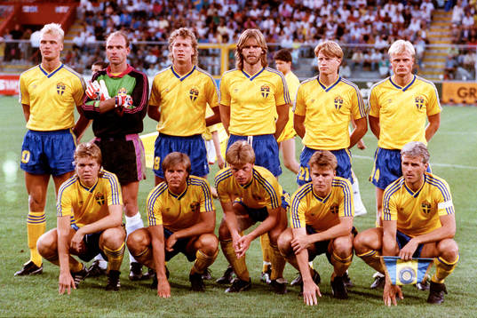 Lagbild Sverige Övre raden fr v. Klas Ingesson, Thomas