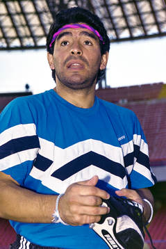 Diego Maradona på träningen