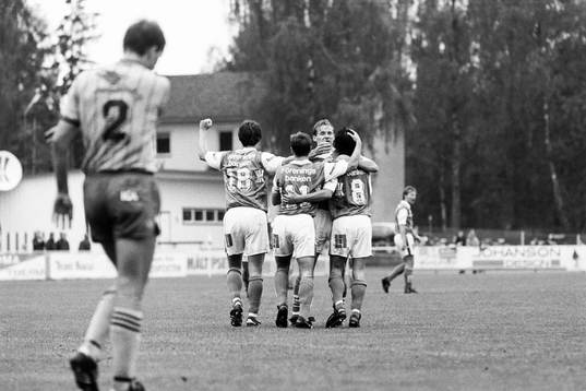 Bläddra bland fler bilder av Fotboll, Div 1 Södra, Markaryd - Jonsered, 1-0