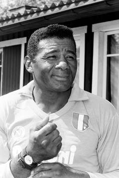 F.d boxningsvärldsmästaren Floyd Patterson på plats