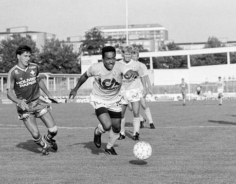 Martin Dahlin, Malmö med bollen