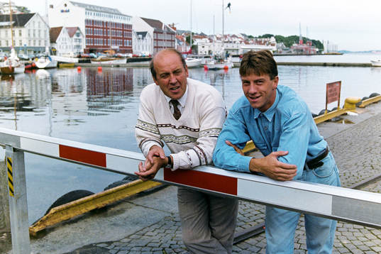 Benny Lennartsson och Kjell Jonevret vid hamnen