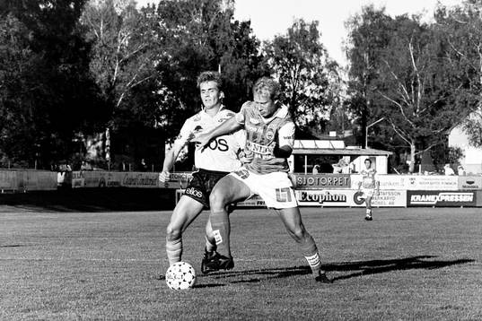 Lars-Olof Persson, Markaryd först på bollen