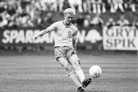 Björn Lilius, Sverige med bollen