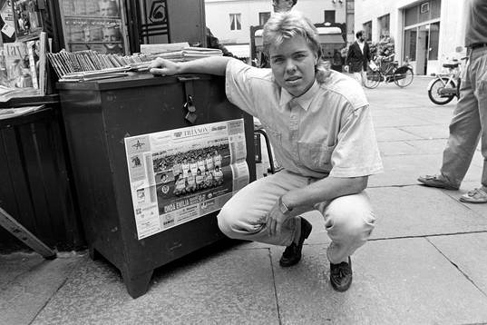 Tomas Brolin på stan