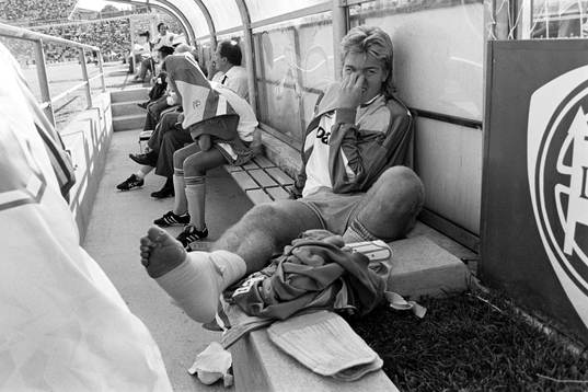 Tomas Brolin, Parma skadad och utbytt