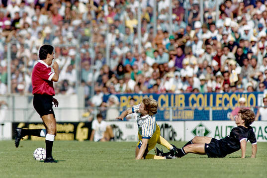 Tomas Brolin, Parma tacklas bakifårn