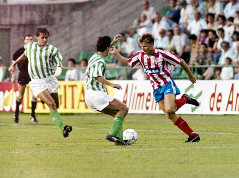 Joakim Nilsson, Sporting Gijon med bollen