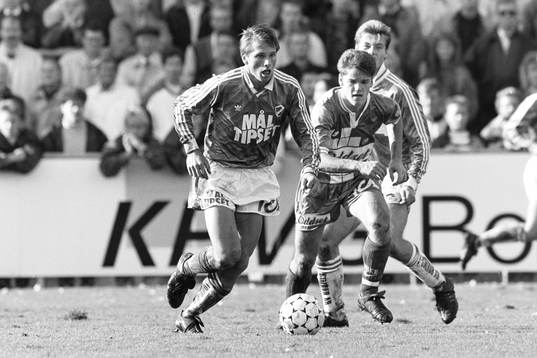 Jonas Axeldal, Halmstad med bollen