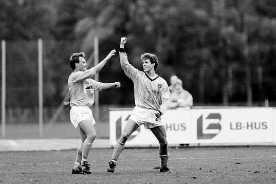 Peter Persson och Michael Nikolic, Hässleholm jublar