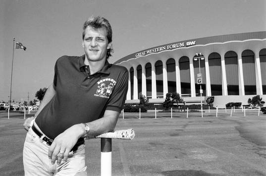 Tomas Sandström, Los Angeles utanför arenan Great Western