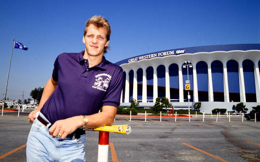Tomas Sandström, Los Angeles Kings, utanför arenan Great