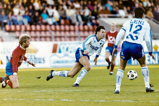 Norrköpings Sulo Vaatovaara med bollen