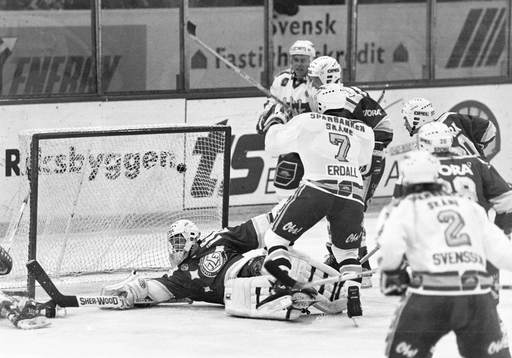 Rick Erdall, Malmö framför leksands målvakt Olow
