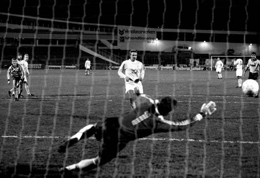 Torbjörn Persson, Malmö slår en straff
