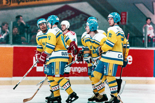 Patrik Erickson och Bengt-Åke Gustafsson, Sverige jublar