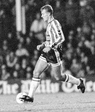 Football, Barclays League Division 1, England 1990-1991,