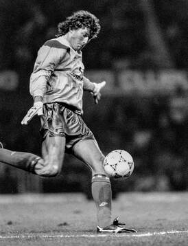 Football, Barclays League Division 1, England, Manchester