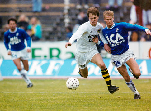 Gary Sundgren, AIK i kamp om bollen