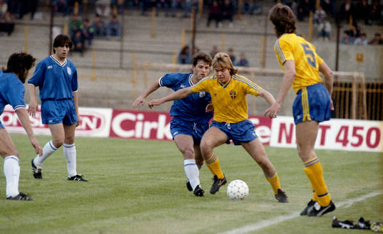Tomas Brolin, Sverige