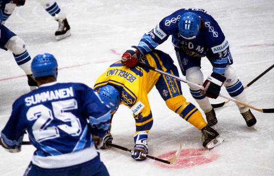 Charles Berglund, Sverige