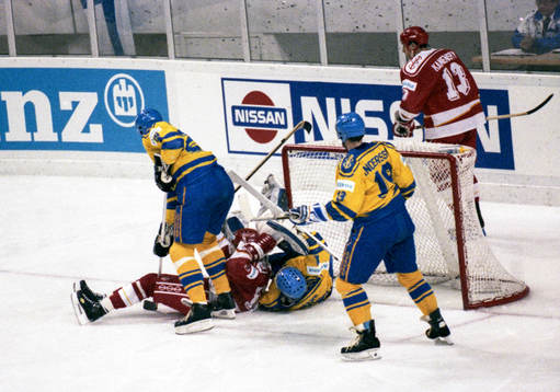 Peter Lindmark, målvakt, Kjell Samuelsson, Sverige