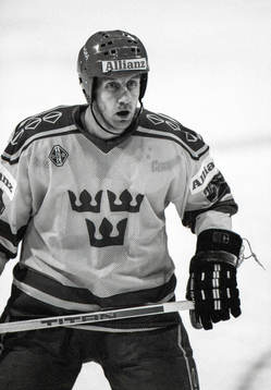 Kjell Samuelsson, Sverige