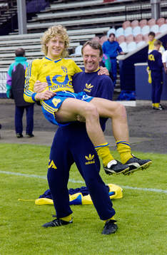 Nisse Andersson, förbundskapten med Jesper Jansson,