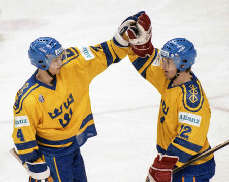 Bläddra bland fler bilder av Ishockey, VM, Sverige - USA