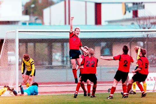 Fotboll, Div 2 Södra Götaland, IFK Hässleholm -