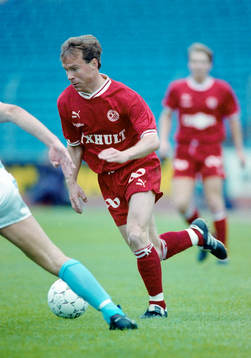 Hans Holmqvist, Örebro med bollen
