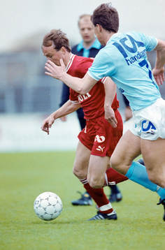 Hans Holmqvist, Örebro med bollen
